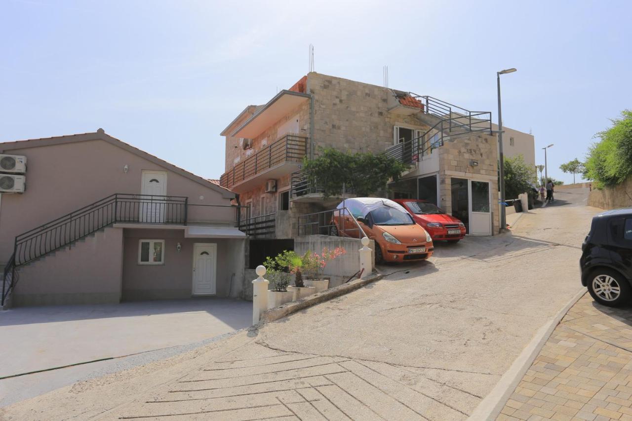 Apartments With A Parking Space Brela, Makarska - 789 Esterno foto
