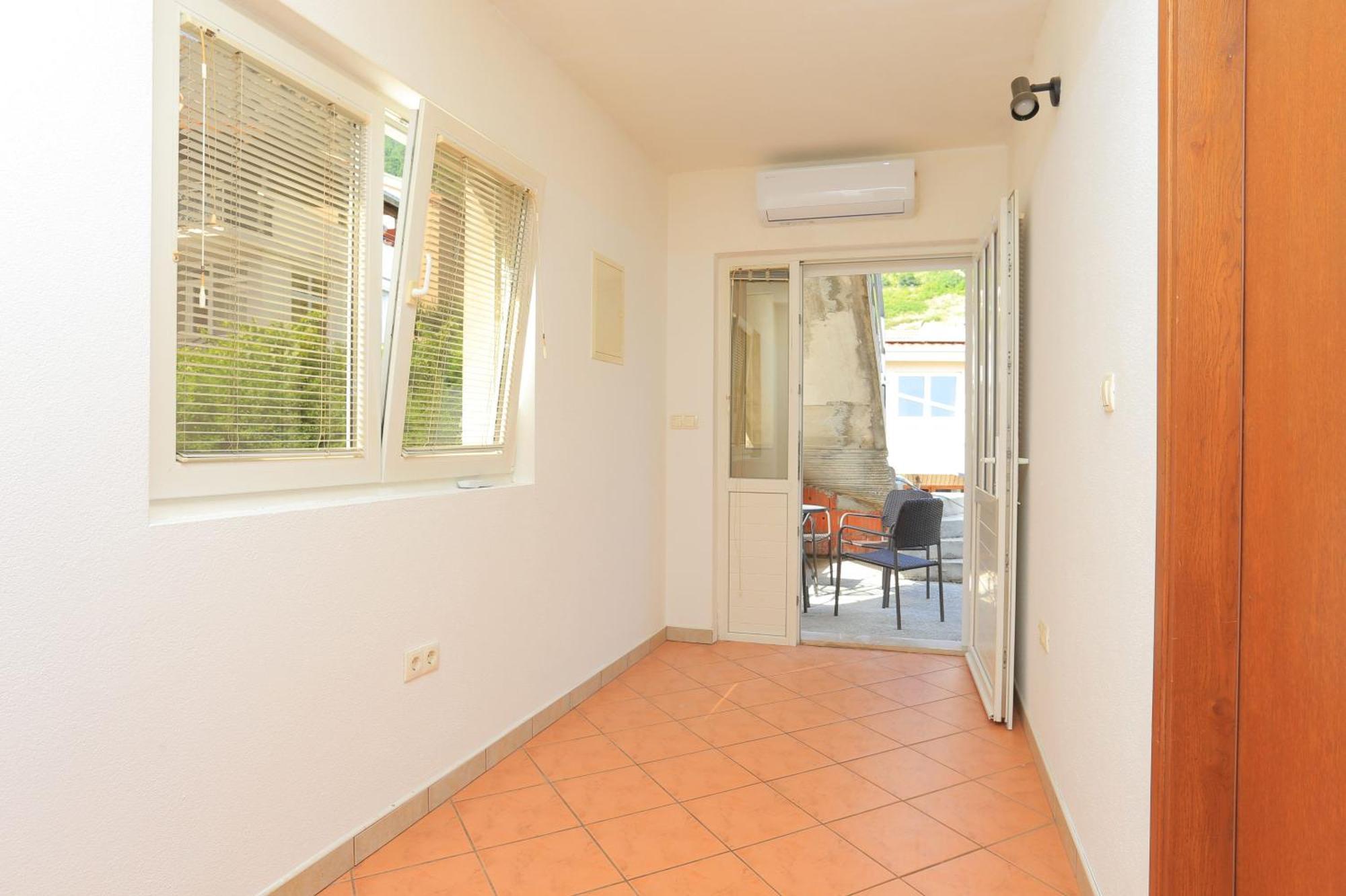 Apartments With A Parking Space Brela, Makarska - 789 Esterno foto