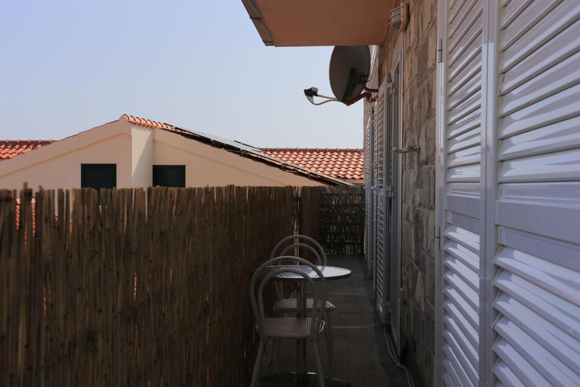 Apartments With A Parking Space Brela, Makarska - 789 Esterno foto